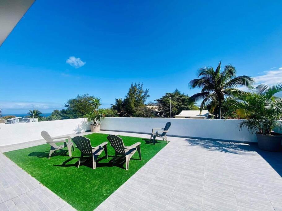 Villa Bois De Couleur Piscine Et Toit Terrasse سانت بيير المظهر الخارجي الصورة